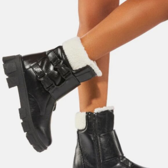 WHAT THE WEATHER  Combat Boots ( BRAND NEW !!!! ) - Picture 4 of 6